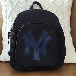 Mini NY Yankees backpack